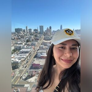 Meet your Posher, Coraima